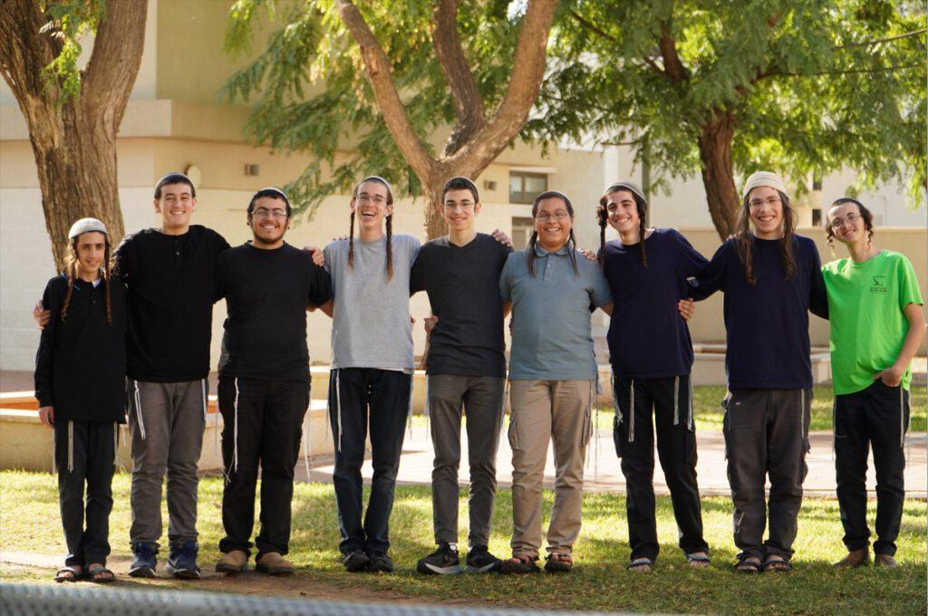 ישיבה לצעירים תורת החיים